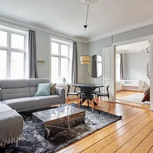 Apartment Spacious Scandinavian 3br In Vibrant Area, Copenhagen